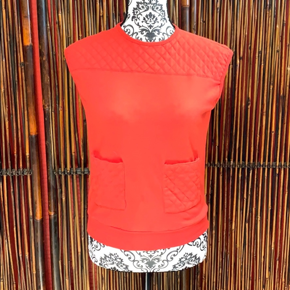 Queens Way to Fashion vintage top